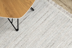 Bielo-šedý koberec NANO EO78B so strapcami